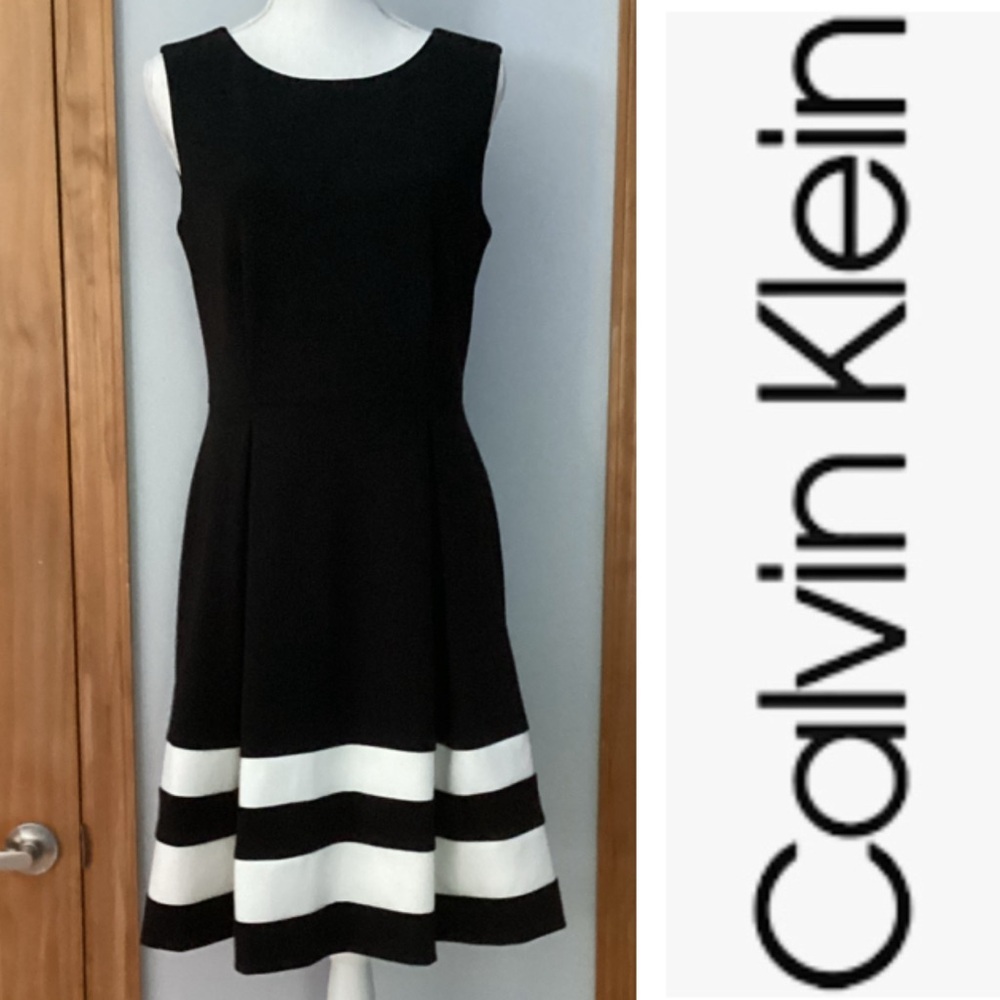 EUC Calvin Klein black and white box pleat dress size 8